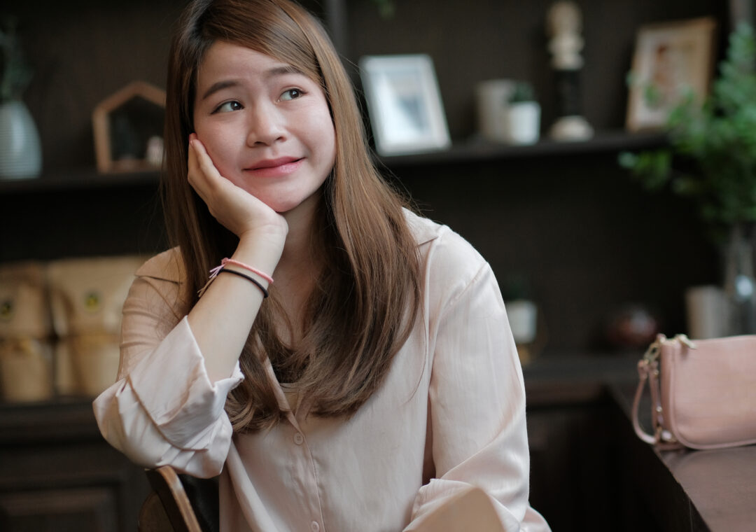 ยกกระชับ เปลี่ยนสาวหน้ากลมเป็นหน้าเรียว